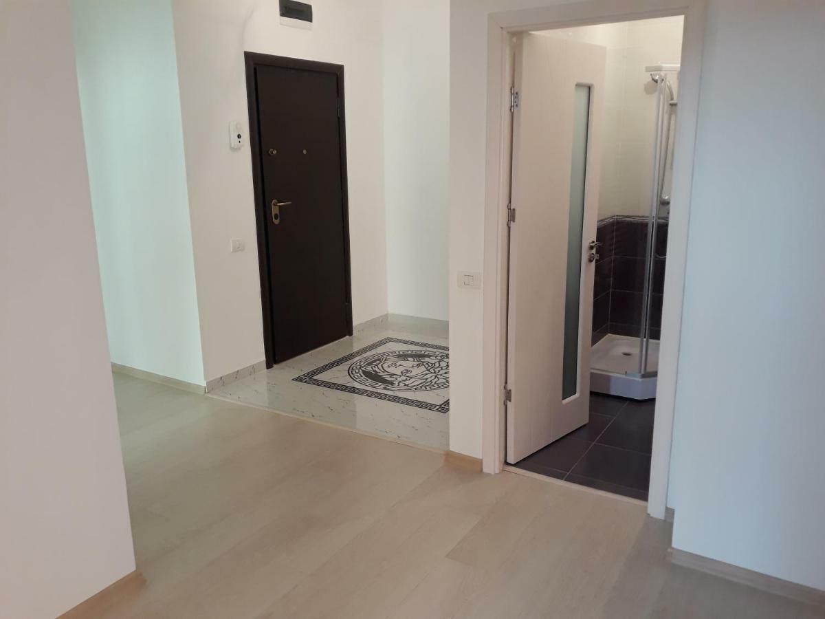 Apartament 3 Camere Констанца Екстериор снимка